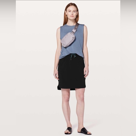 Lululemon On The Fly Skirt *21"
Black NWT​​​ - Picture 3 of 9